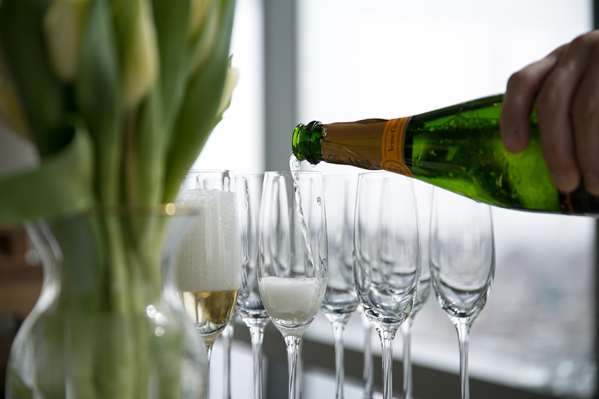 Restaurant - Dominick Hotel New York