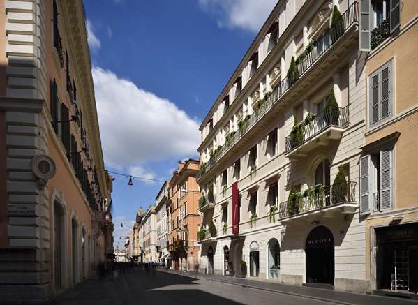 THE FIRST ROMA DOLCE
