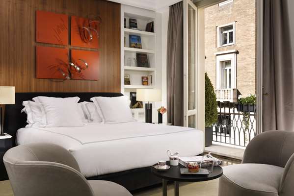 THE FIRST ROMA DOLCE - Photo 2