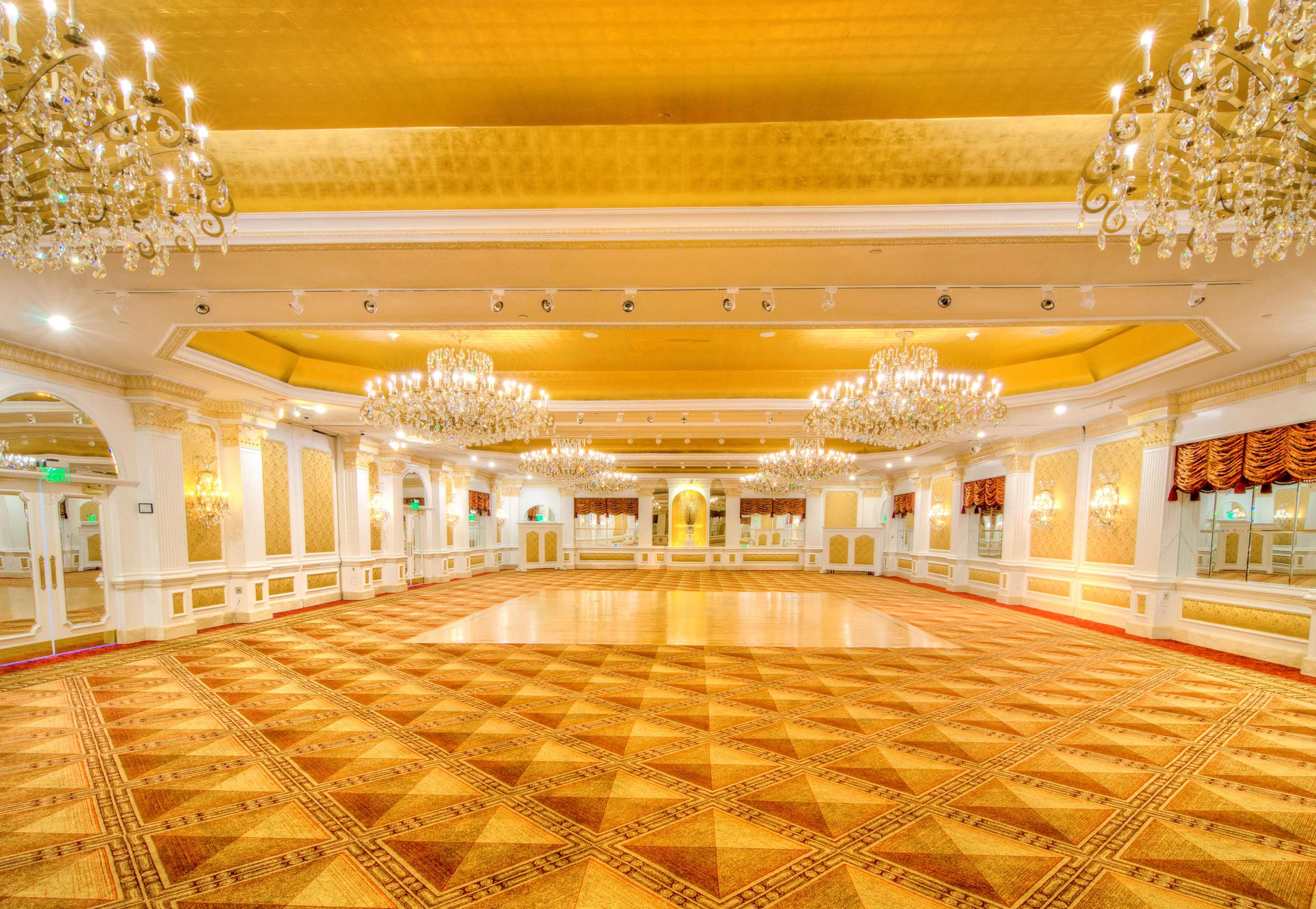 Property amenity | Garden City Hotel