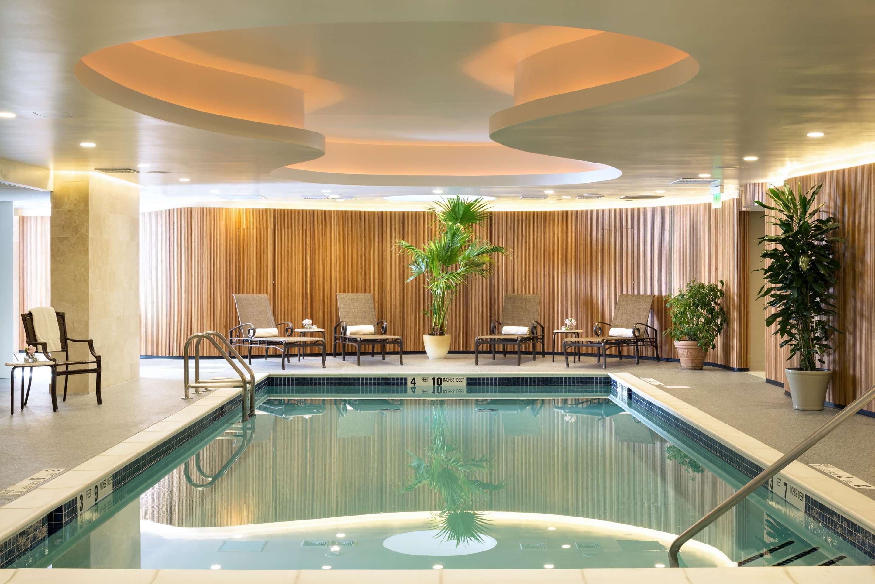Pool view | Garden City Hotel