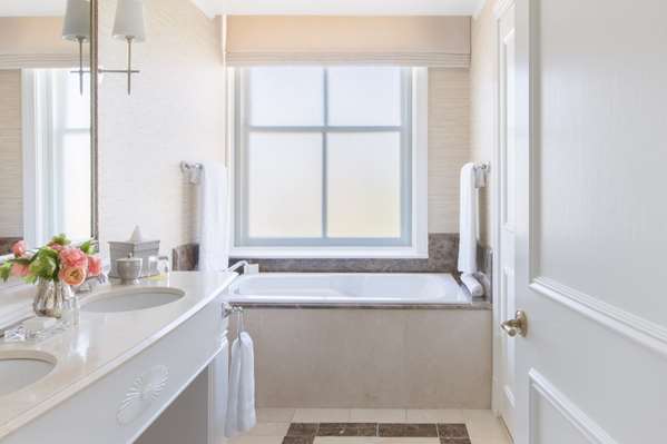 Suite - Hermitage Hotel Nashville