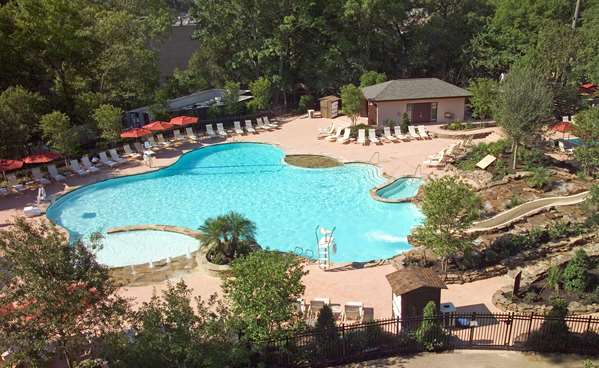 Pool - Houstonian Hotel