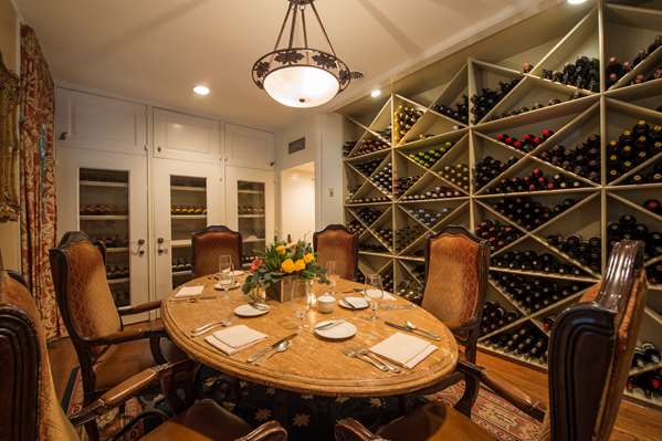 Restaurant - Houstonian Hotel