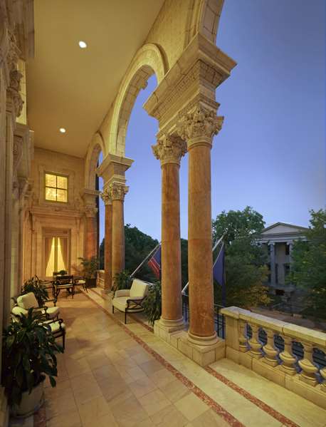 Suite - Jefferson Hotel Richmond - I-64 & I-95, Exit 76