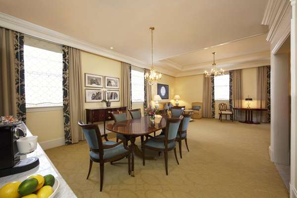 Suite - Jefferson Hotel Richmond - I-64 & I-95, Exit 76