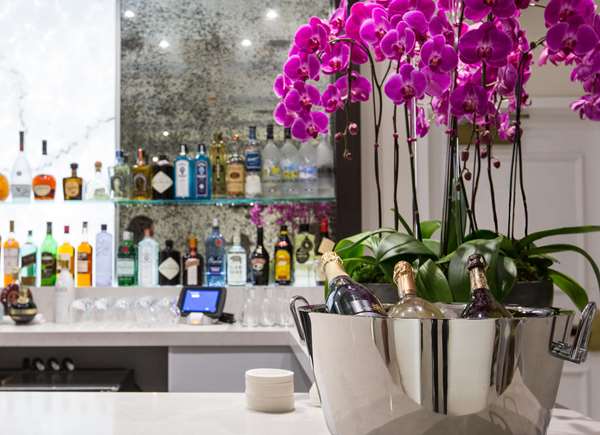 Restaurant - Mosaic Hotel Beverly Hills