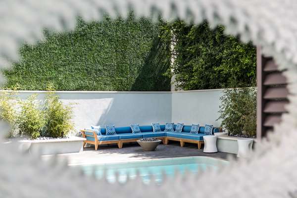 Pool - Mosaic Hotel Beverly Hills