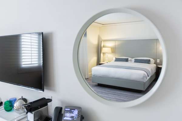  - Mosaic Hotel Beverly Hills