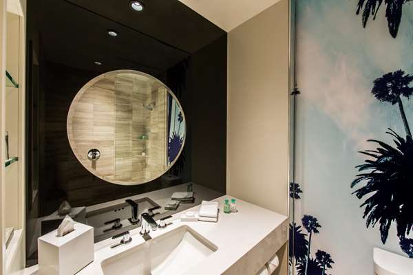  - Mosaic Hotel Beverly Hills