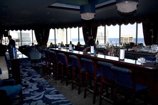 Restaurant - Pfister Hotel Milwaukee - I-794, Exit 1E