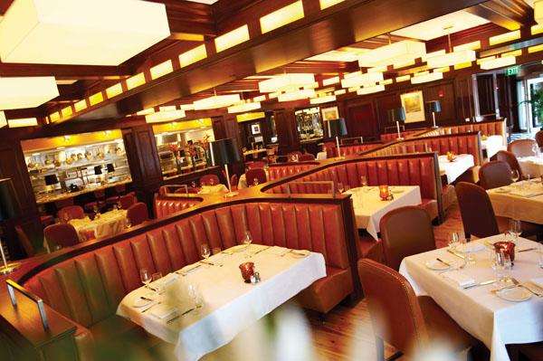 Restaurant - Pfister Hotel Milwaukee - I-794, Exit 1E