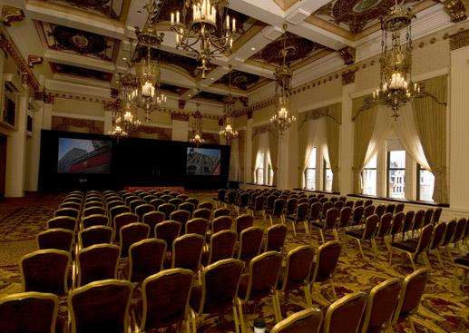  - Pfister Hotel Milwaukee - I-794, Exit 1E