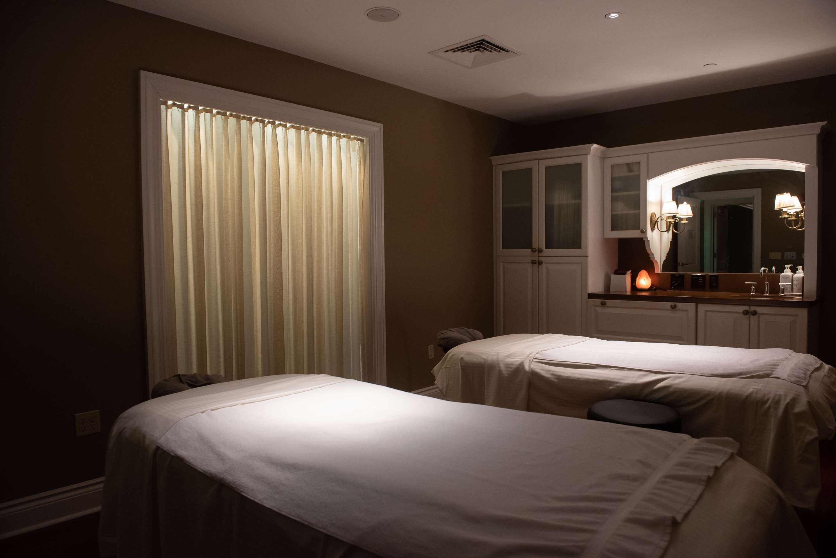 WELL Spa + Salon | The Pfister Hotel