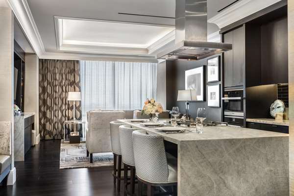 Suite - Post Oak Hotel Uptown Houston