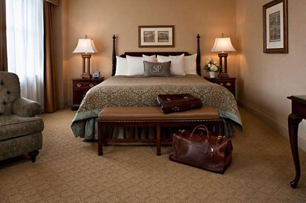  - St Paul Hotel - I-94, Exit 241A