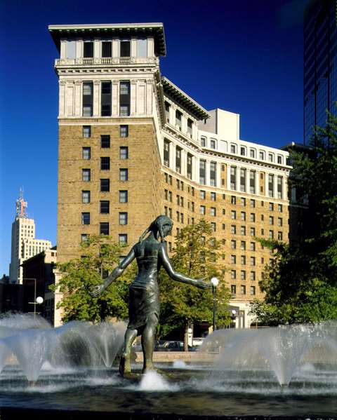 Exterior view - St Paul Hotel - I-94, Exit 241A