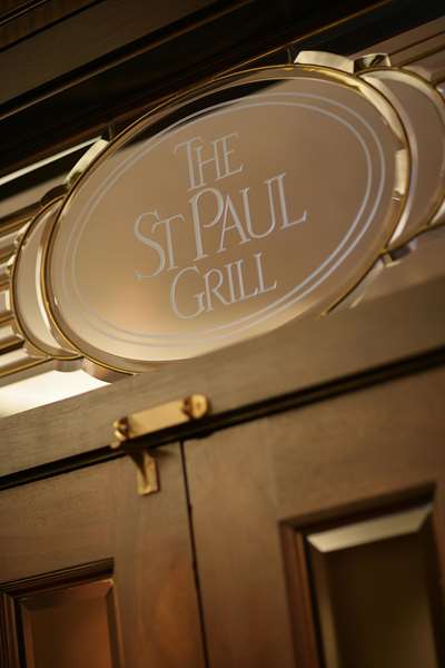 Restaurant - St Paul Hotel - I-94, Exit 241A