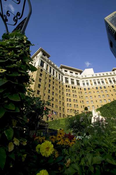 Exterior view - St Paul Hotel - I-94, Exit 241A