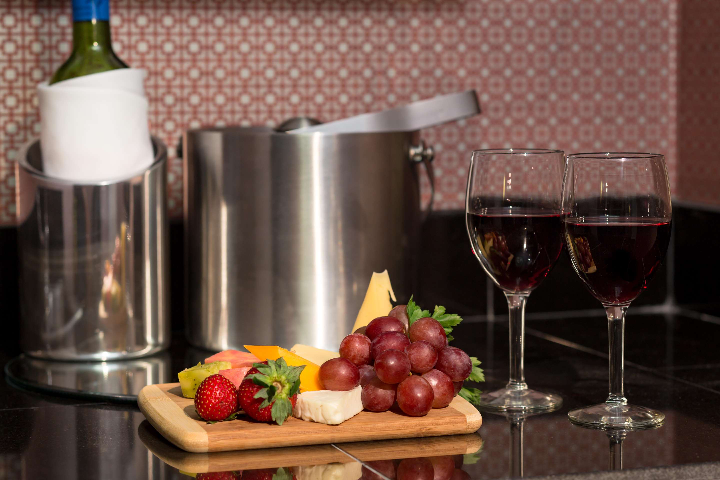 Restaurant | The Whitehall Houston