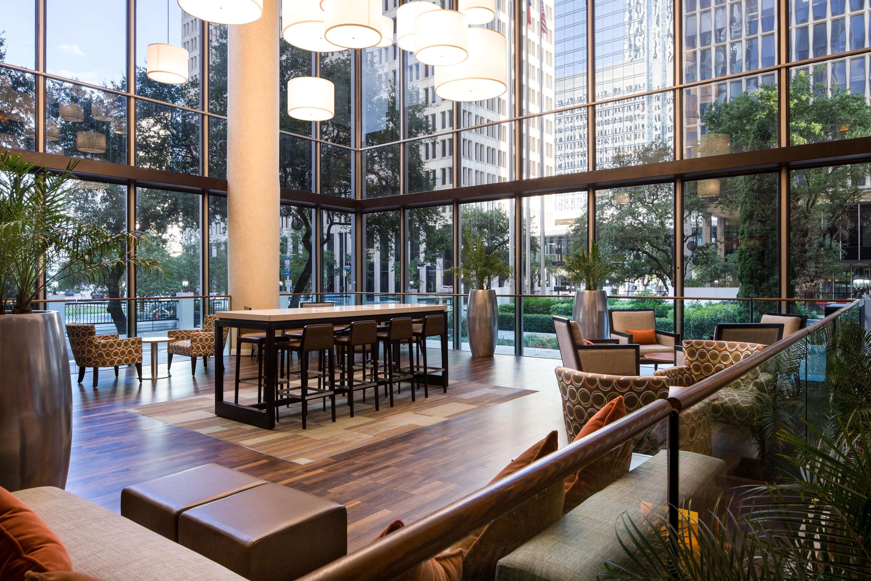 Restaurant | The Whitehall Houston