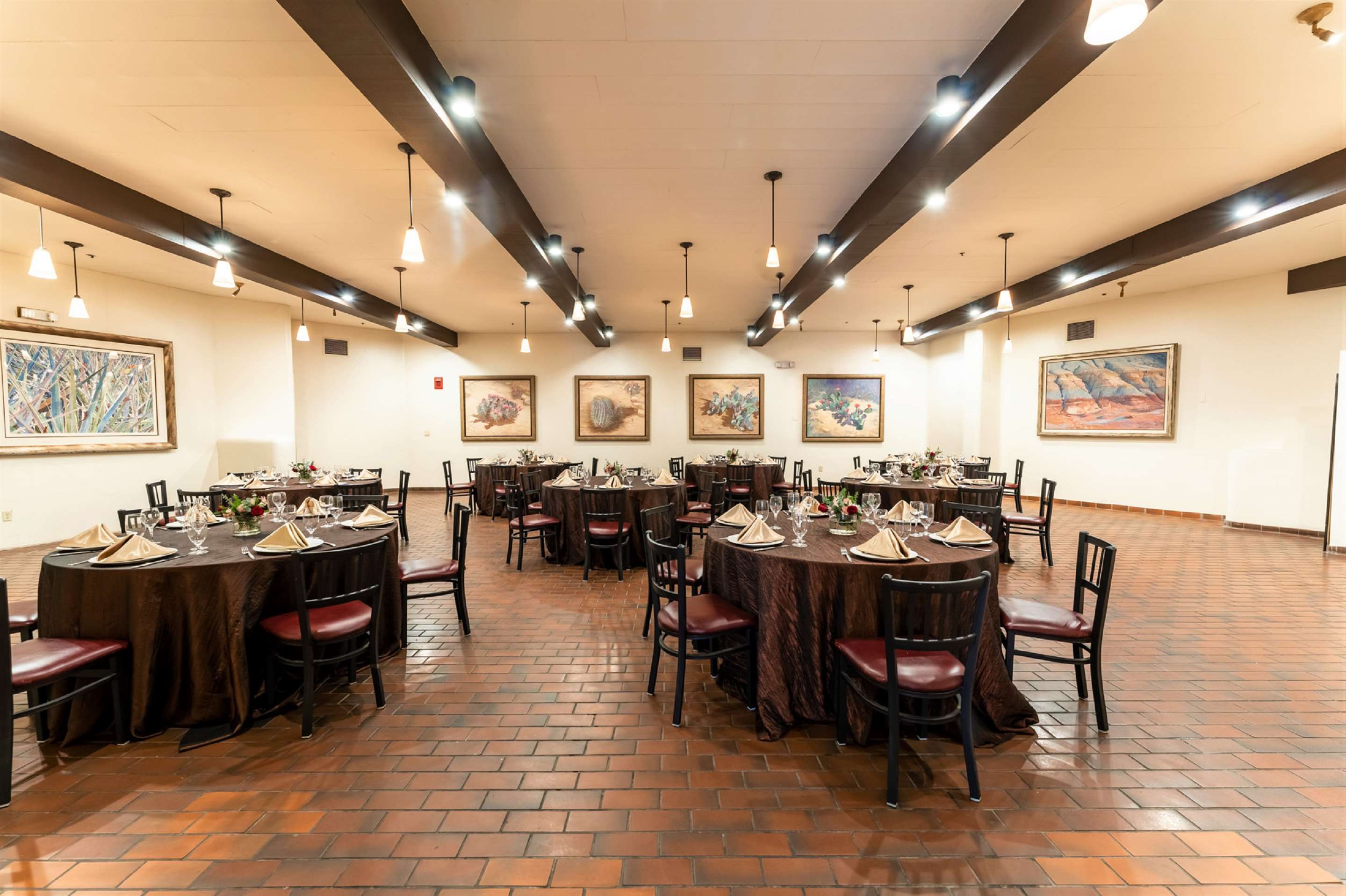 Arizona Room Reception | The Wigwam