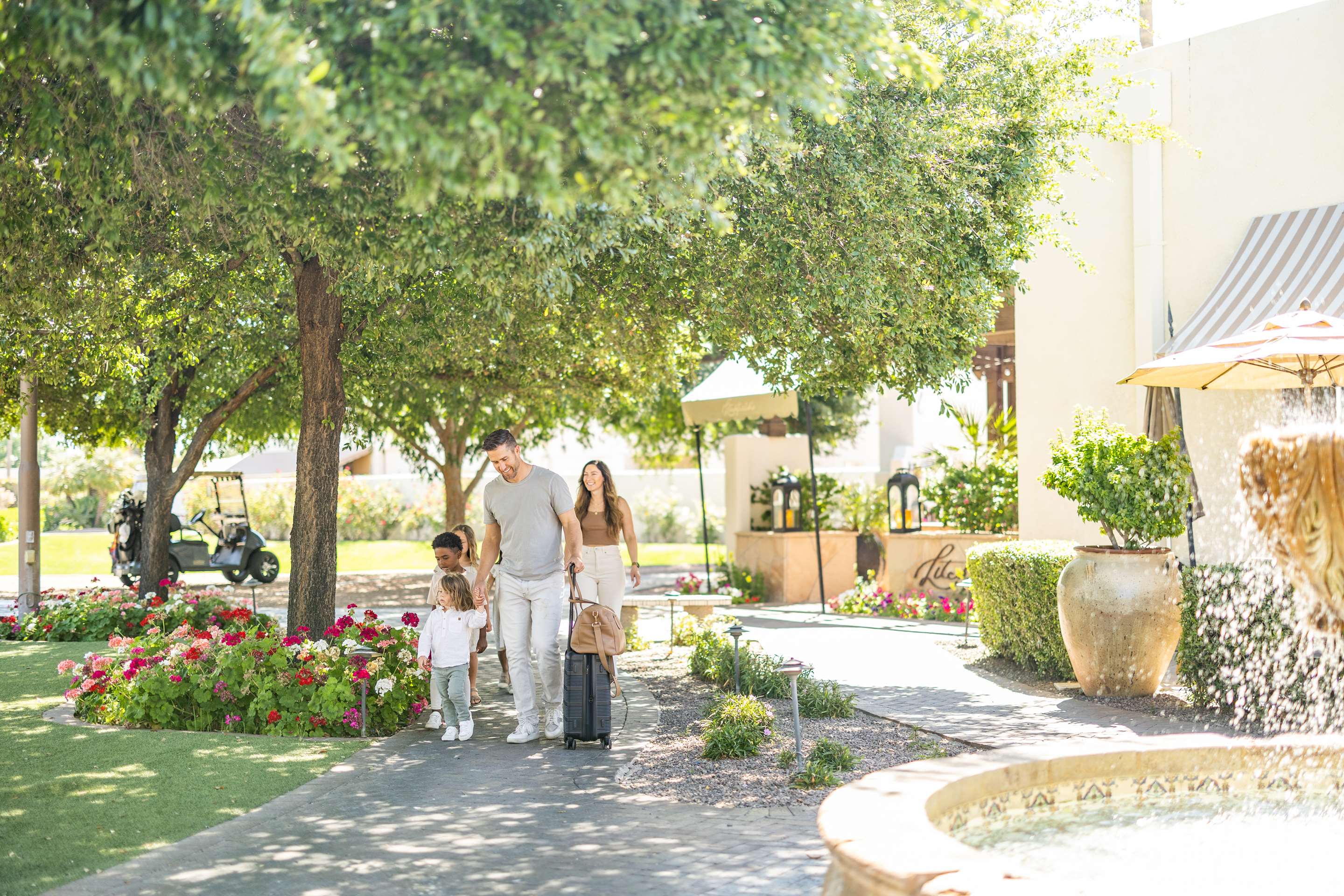 Family arriving at The Wigwam | The Wigwam