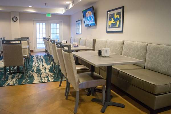 Amenities - Best Western Plus Waynesboro Inn & Suites - I-64, Exit 94