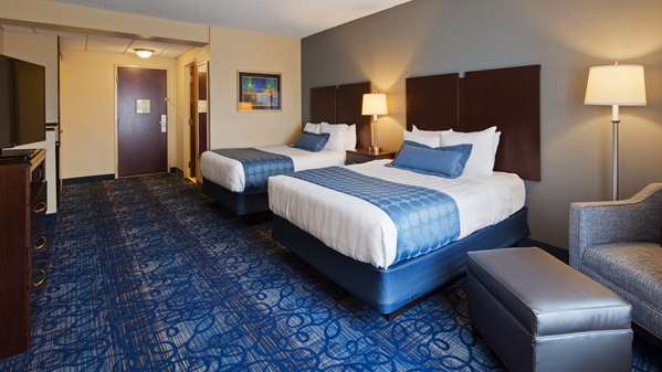  - Best Western Plus Waynesboro Inn & Suites - I-64, Exit 94