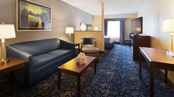Suite - Best Western Plus Waynesboro Inn & Suites - I-64, Exit 94