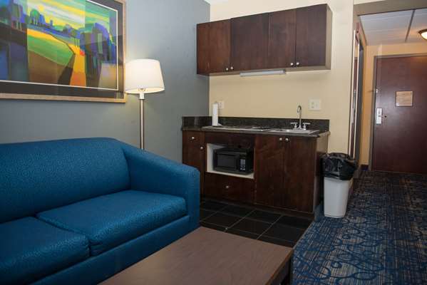  - Best Western Plus Waynesboro Inn & Suites - I-64, Exit 94