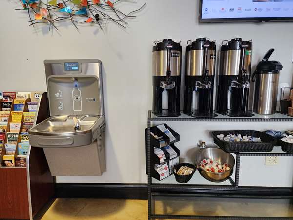  - Best Western Plus Waynesboro Inn & Suites - I-64, Exit 94