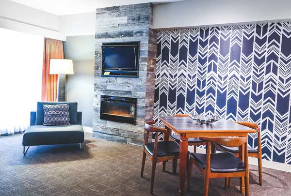 Suite - Summit Lodge Boutique Hotel Whistler