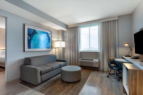 Suite - Wyndham Garden Hotel Miami International Airport Miami Springs