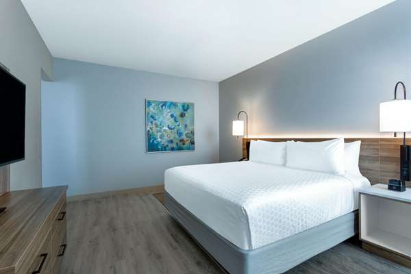 Suite - Wyndham Garden Hotel Miami International Airport Miami Springs
