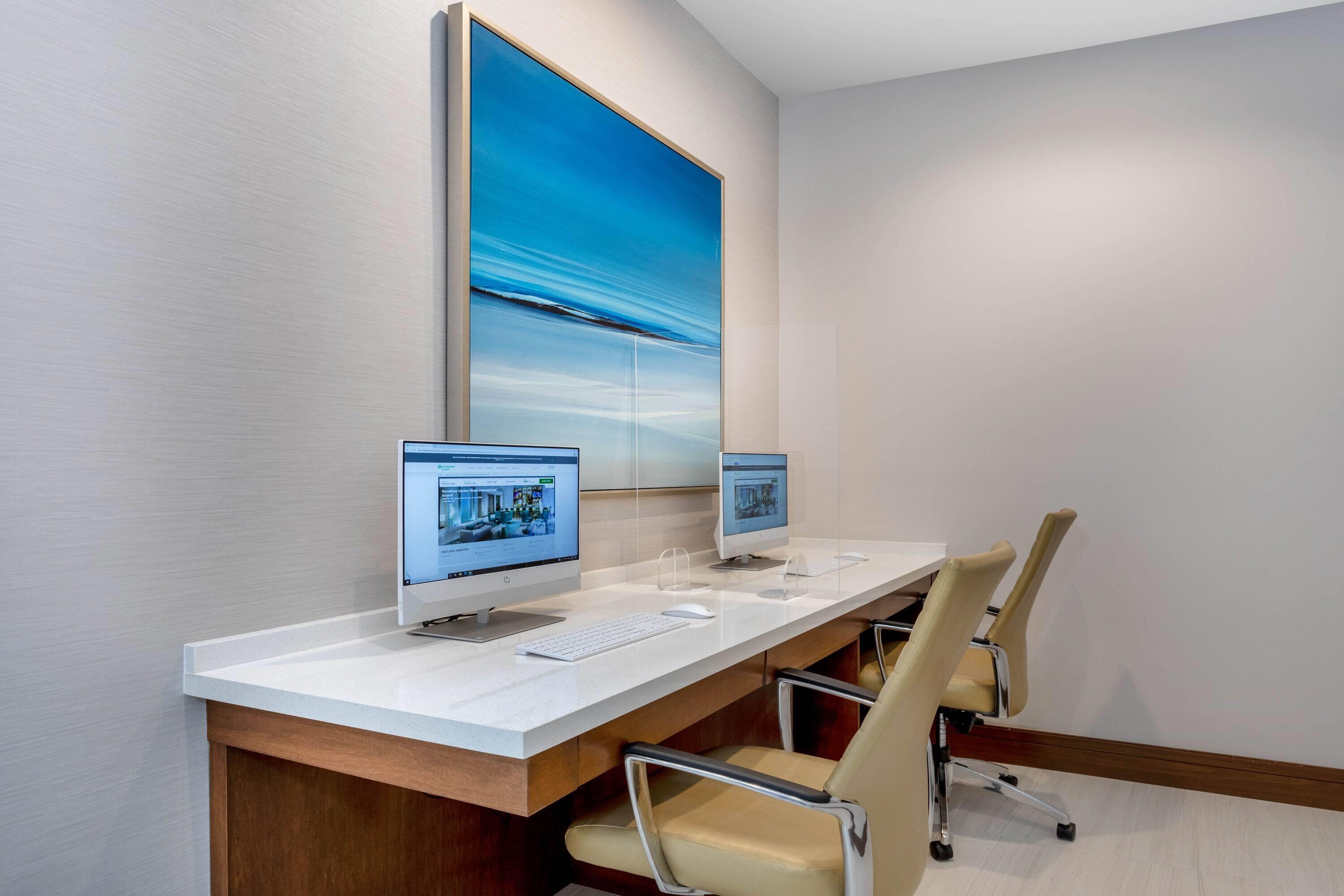 Business Center | Wyndham Garden Miami International Airport