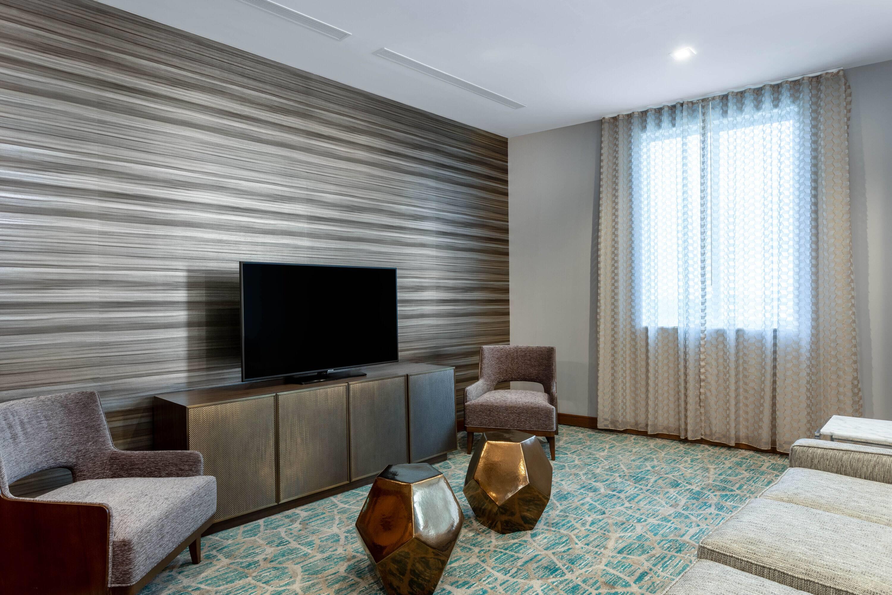 BarLounge | Wyndham Garden Miami International Airport