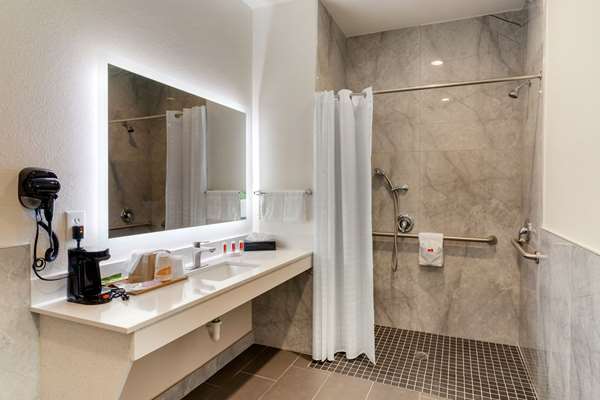  - Econo Lodge Houston