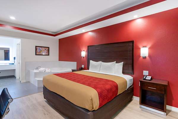  - Econo Lodge Houston