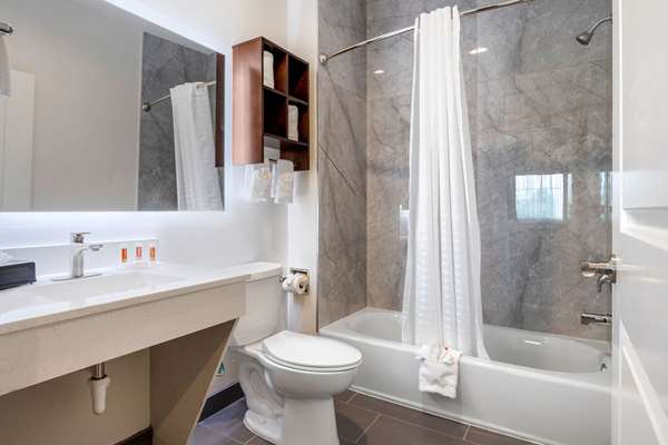 Suite - Econo Lodge Houston