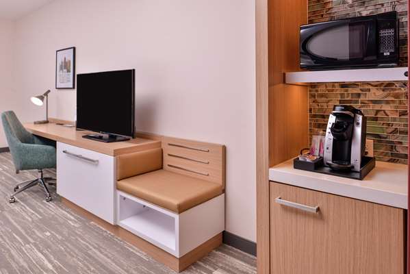  - Hilton Garden Inn Airport Kansas City