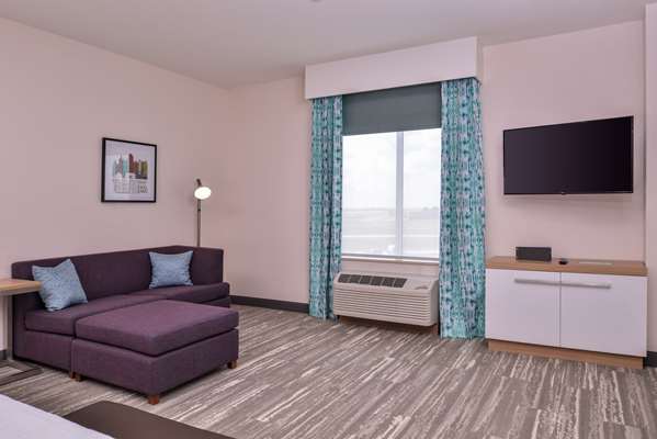  - Hilton Garden Inn Airport Kansas City