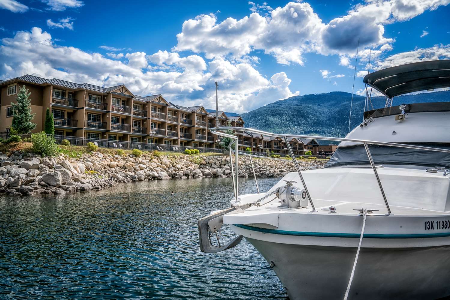 Prestige Lakeside Resort Nelson, BC - See Discounts