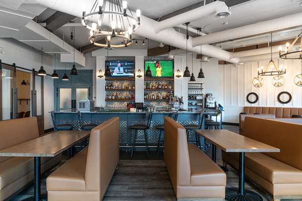 Restaurant - Prestige Lakeside Resort Nelson