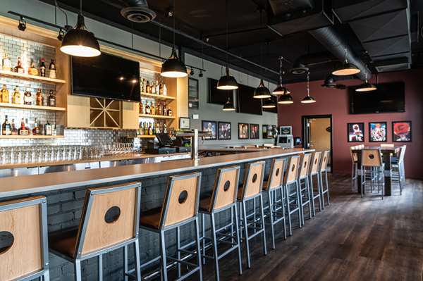 Bar - Prestige Harbourfront Resort Salmon Arm