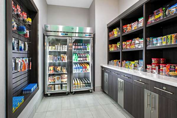  - La Quinta Inn & Suites Euless