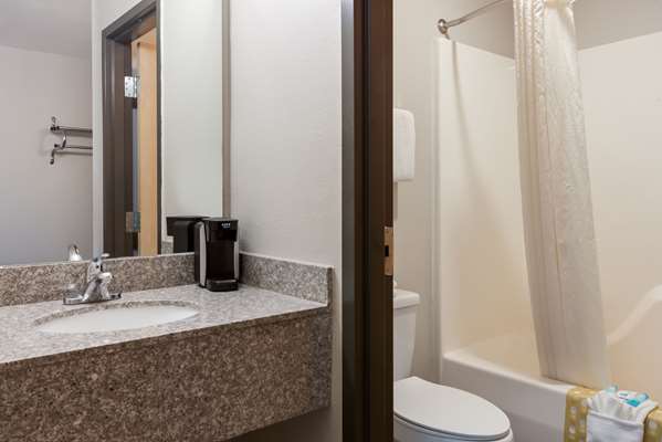  - Rodeway Inn Branson