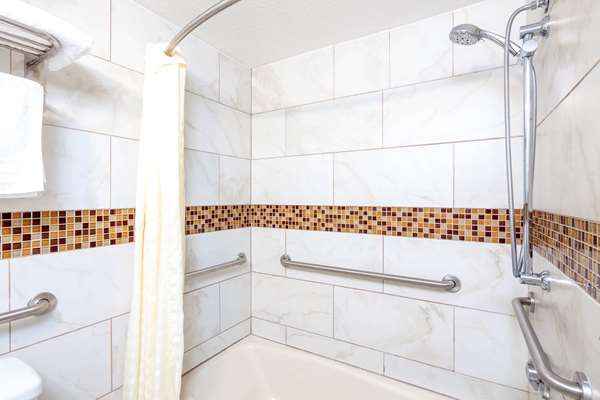  - Travelodge Harbor City