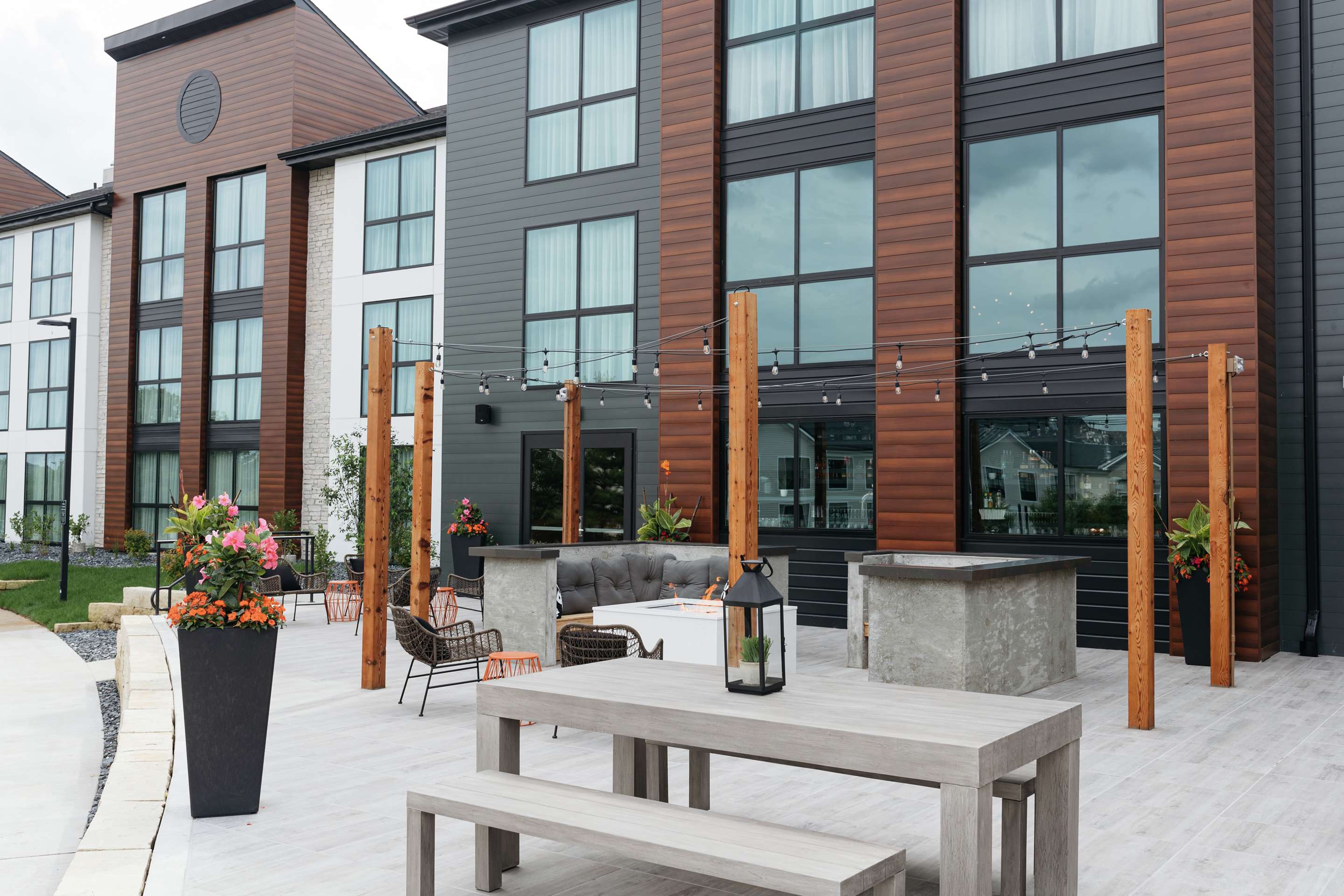Exterior | Revel Hotel Des Moines Urbandale, Tapestry Collection by Hilton