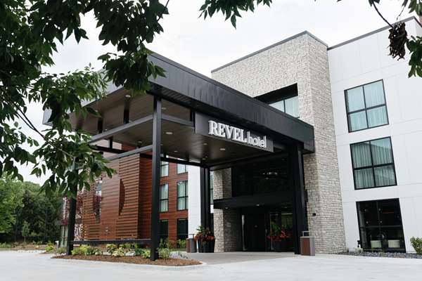 Exterior view - Revel Hotel Urbandale - I-35 & I-80, Exit 125